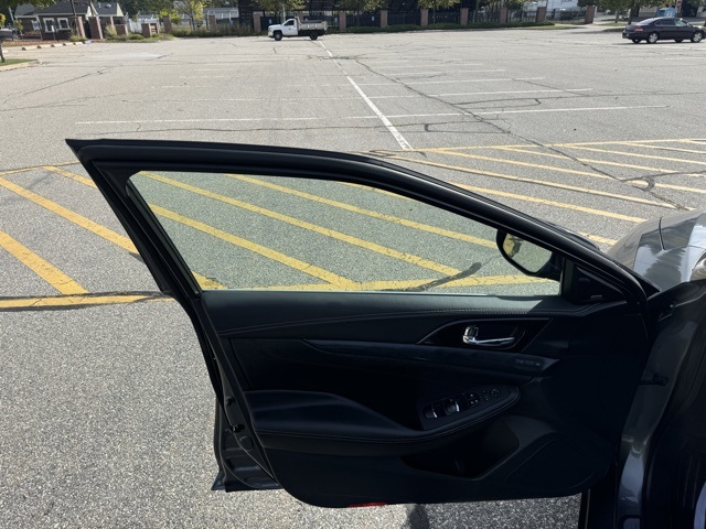 2019 Nissan Maxima Platinum photo 10