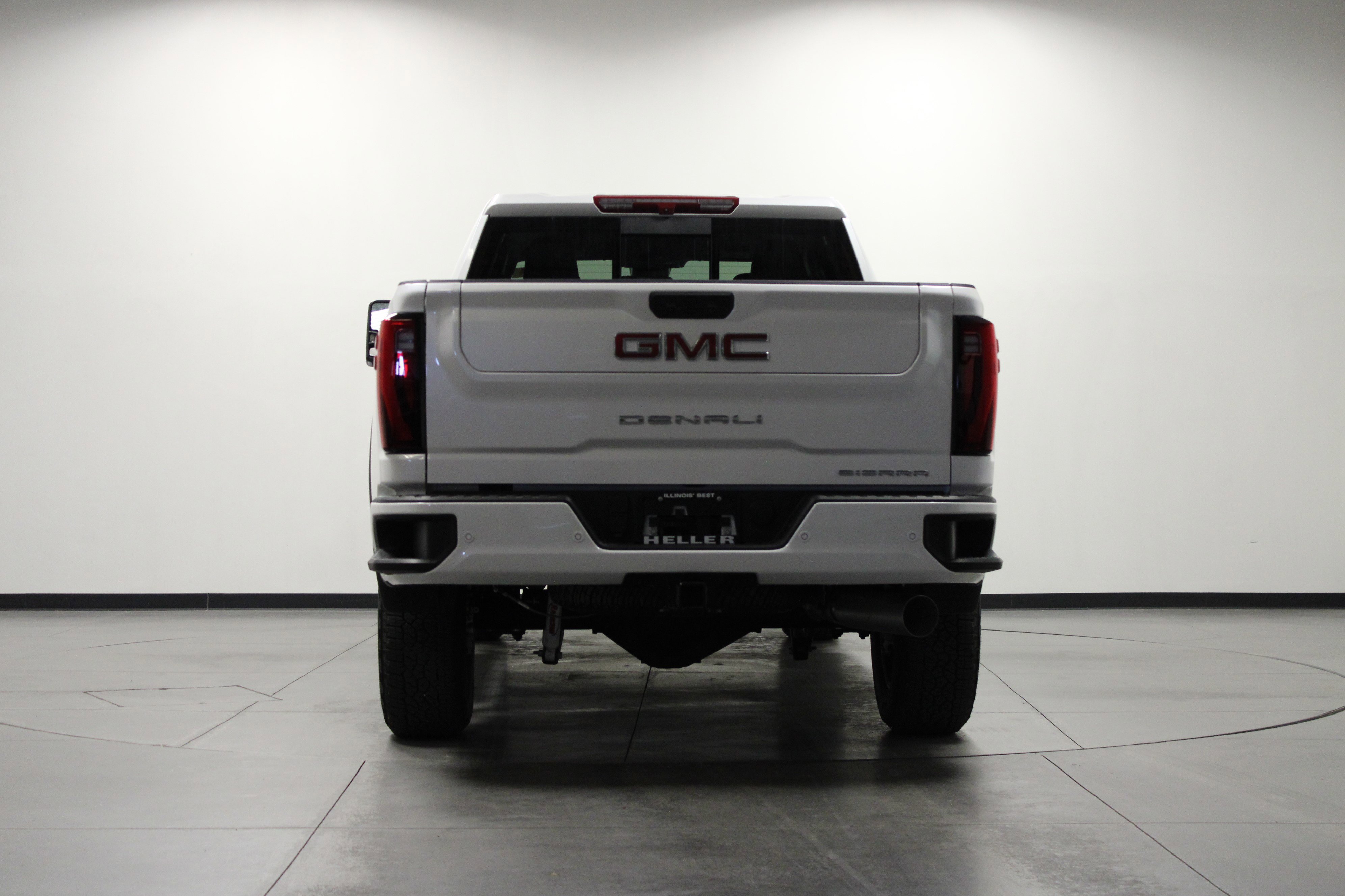 2025 Gmc Sierra 2500 HD Denali photo 3