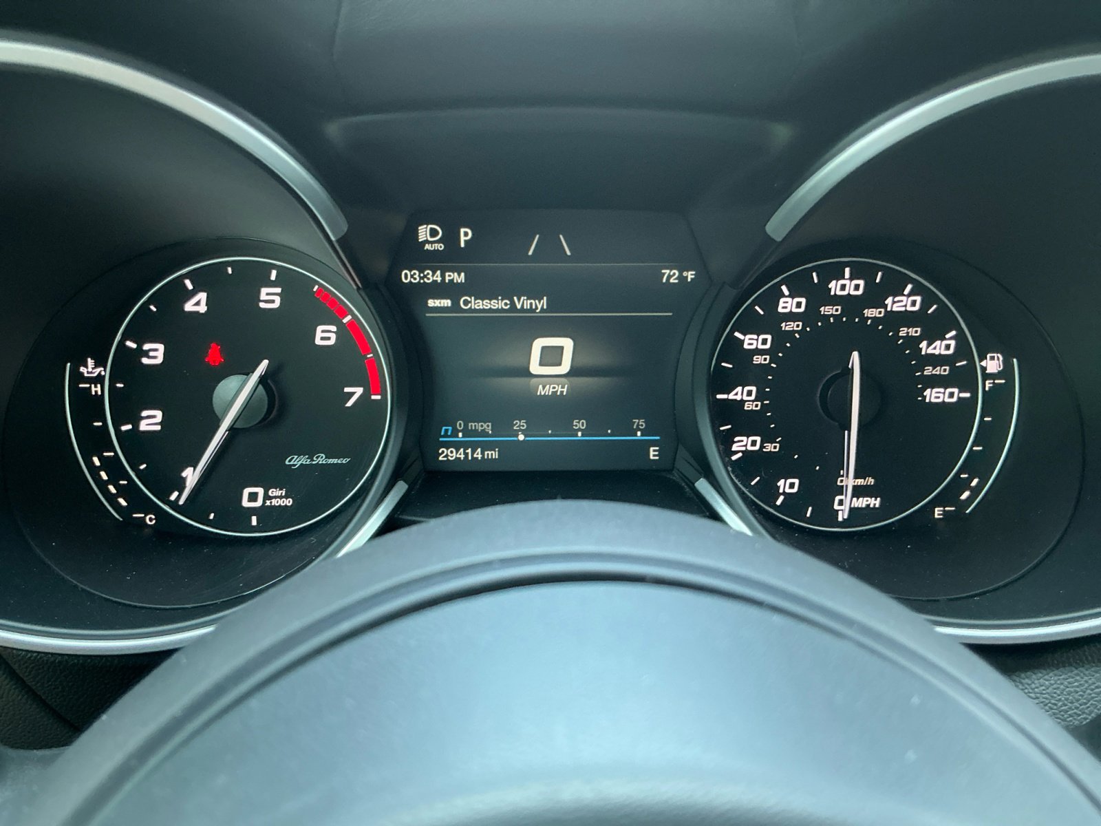 2023 Alfa Romeo Stelvio Ti photo 3