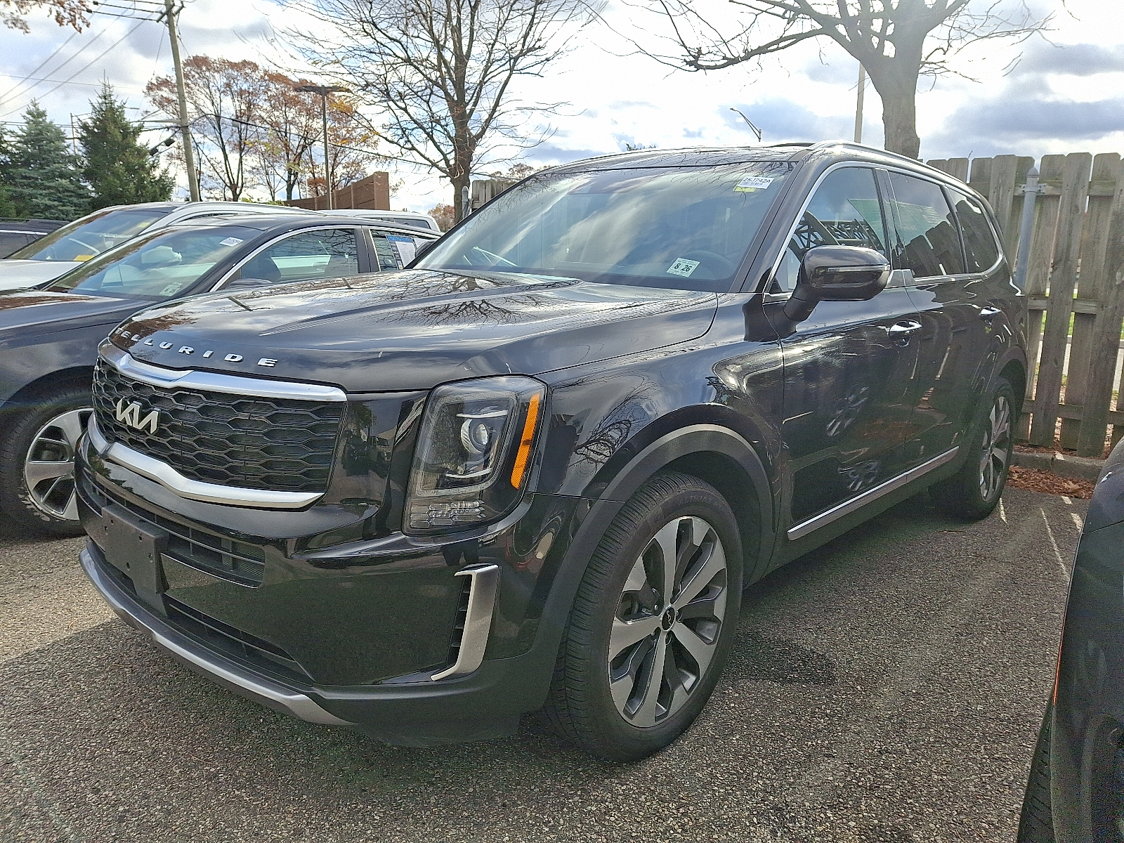 2022 Kia Telluride S's photo