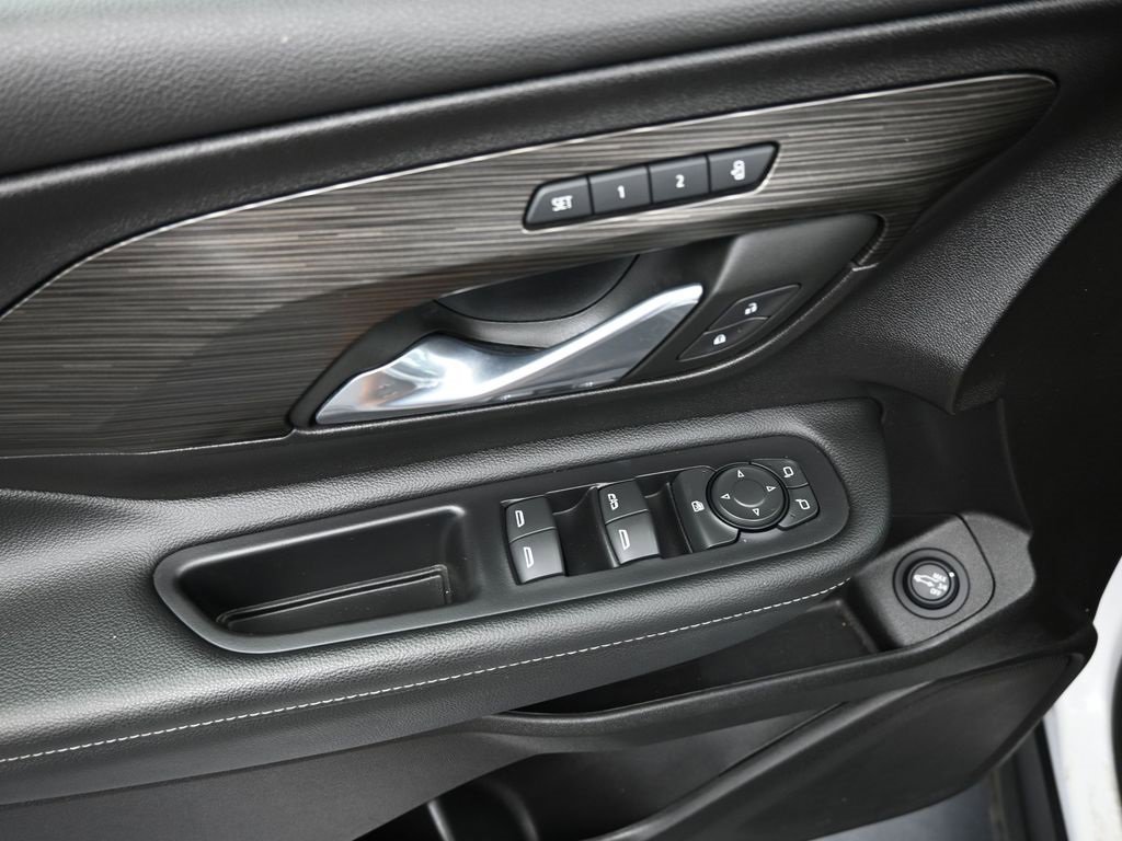 2024 Gmc Terrain SLT photo 9