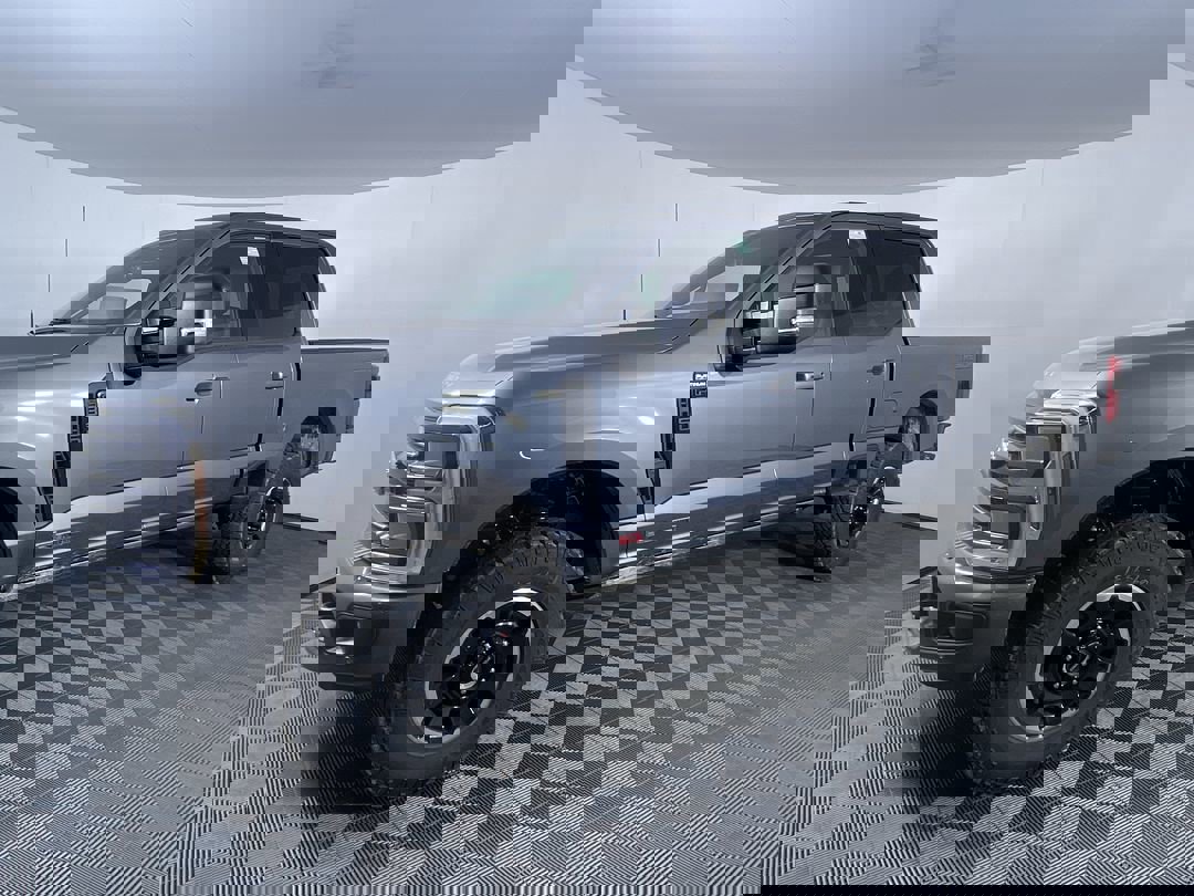 2025 Ford F-350 Platinum photo 4