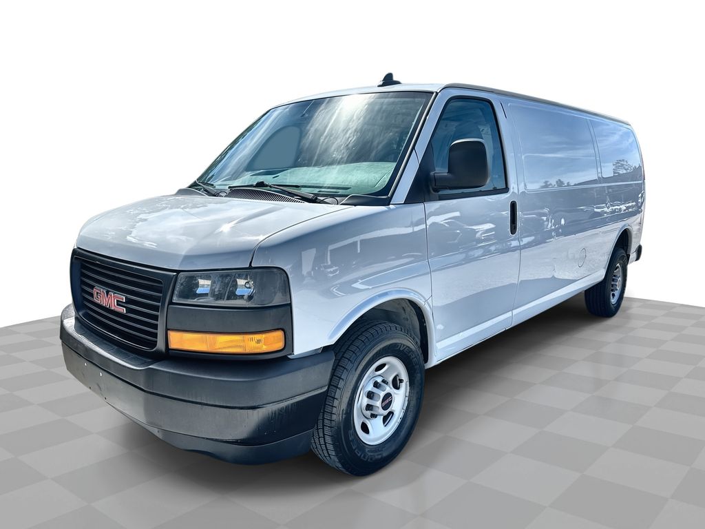 2022 GMC Savana Cargo