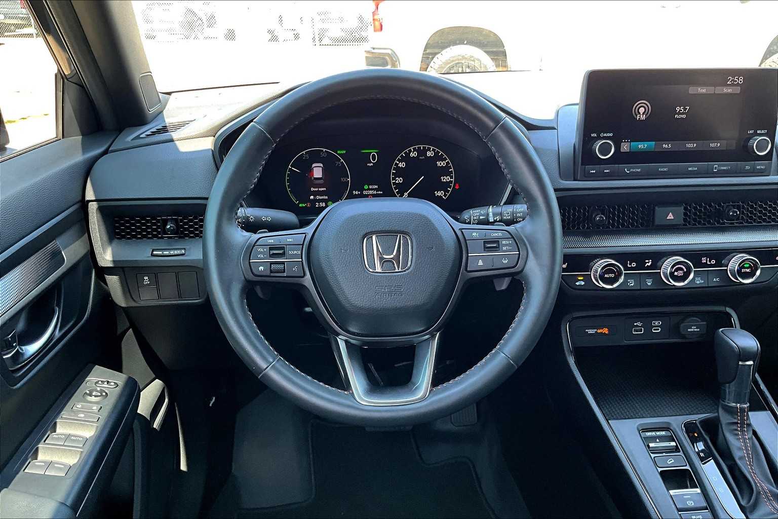 2024 Honda CR-V Hybrid Sport photo 5