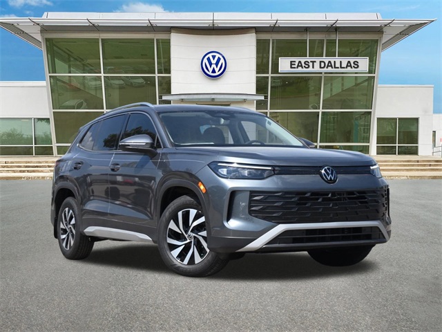 2025 Volkswagen Tiguan S's photo