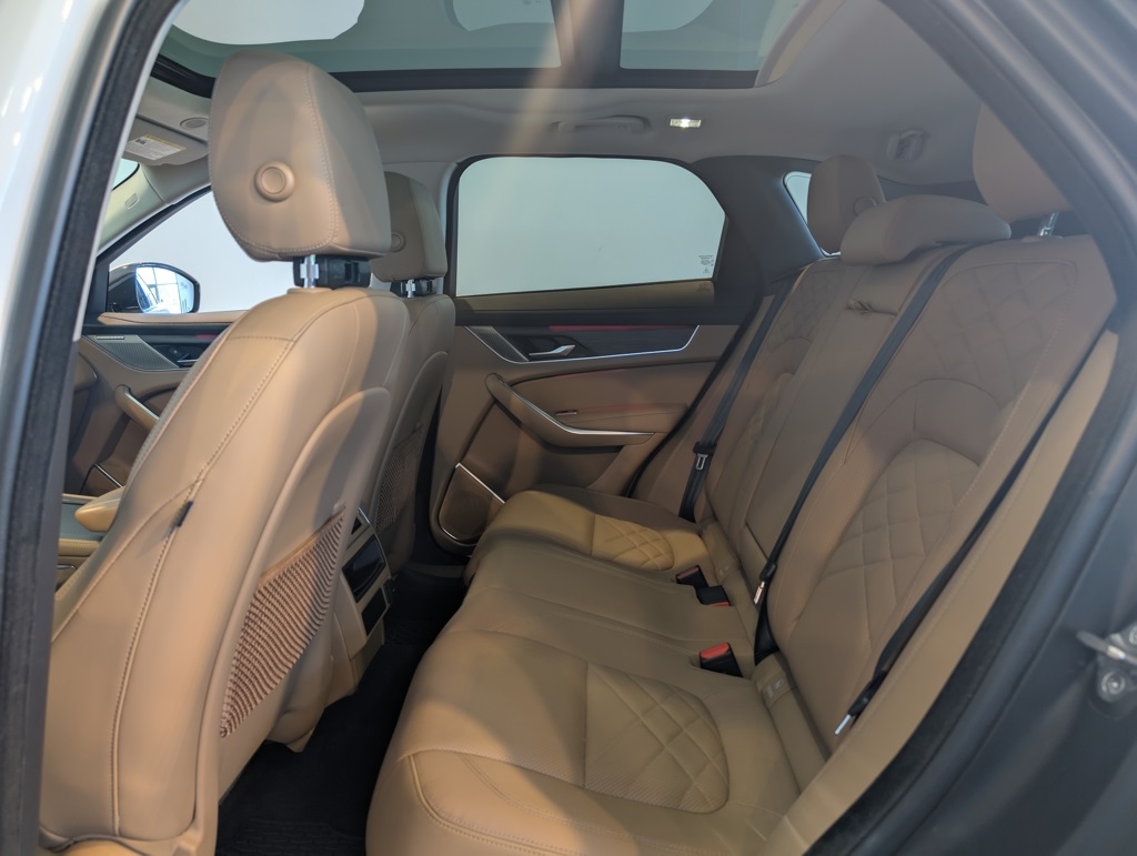 2023 Jaguar F-PACE P250 S photo 24