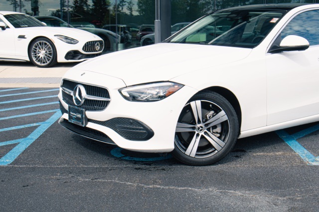 2025 Mercedes Benz C 300 photo 2