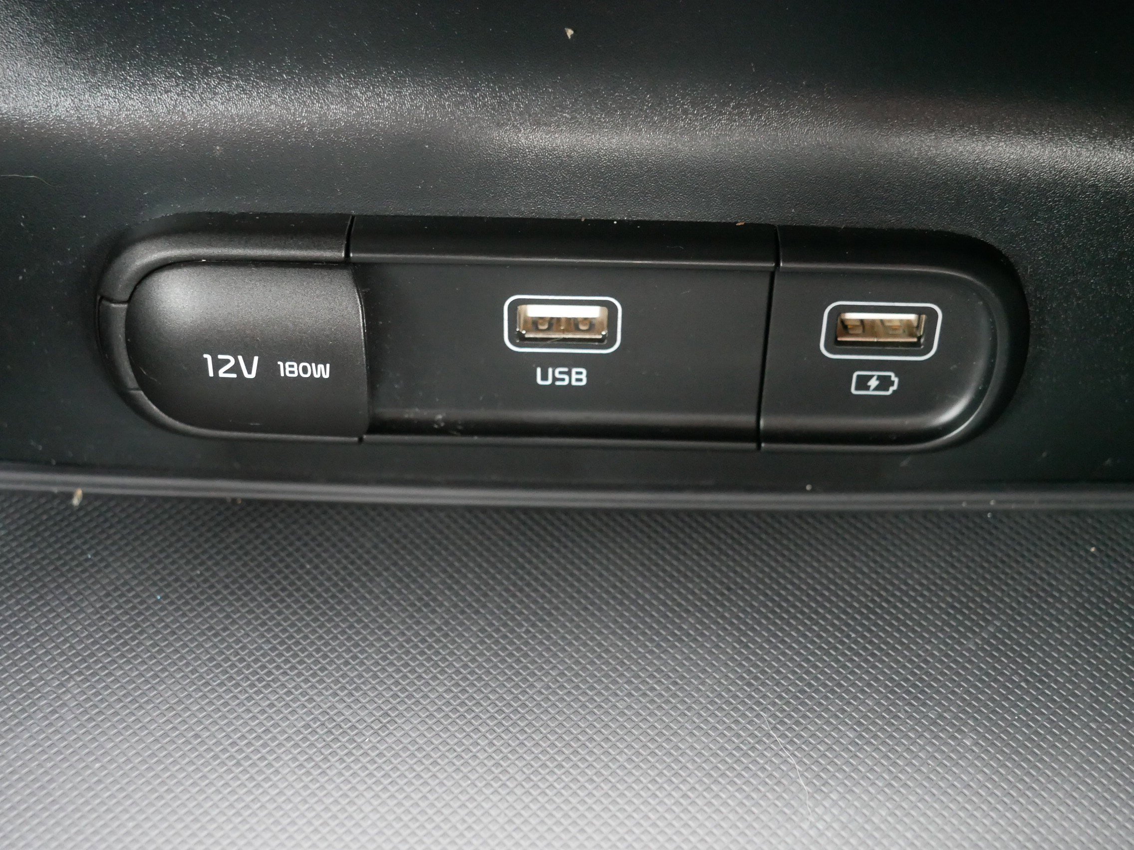 2022 Kia K5 GT-Line photo 31