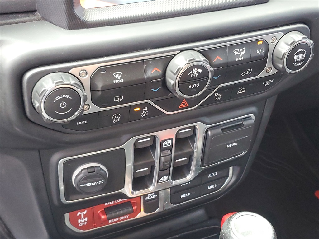2020 Jeep Gladiator Mojave photo 25