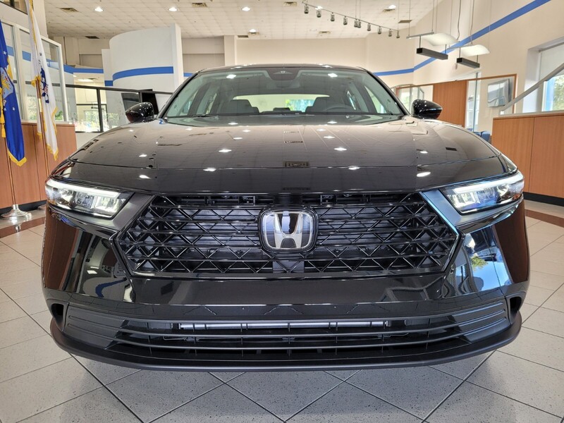 2025 Honda Accord LX photo 2