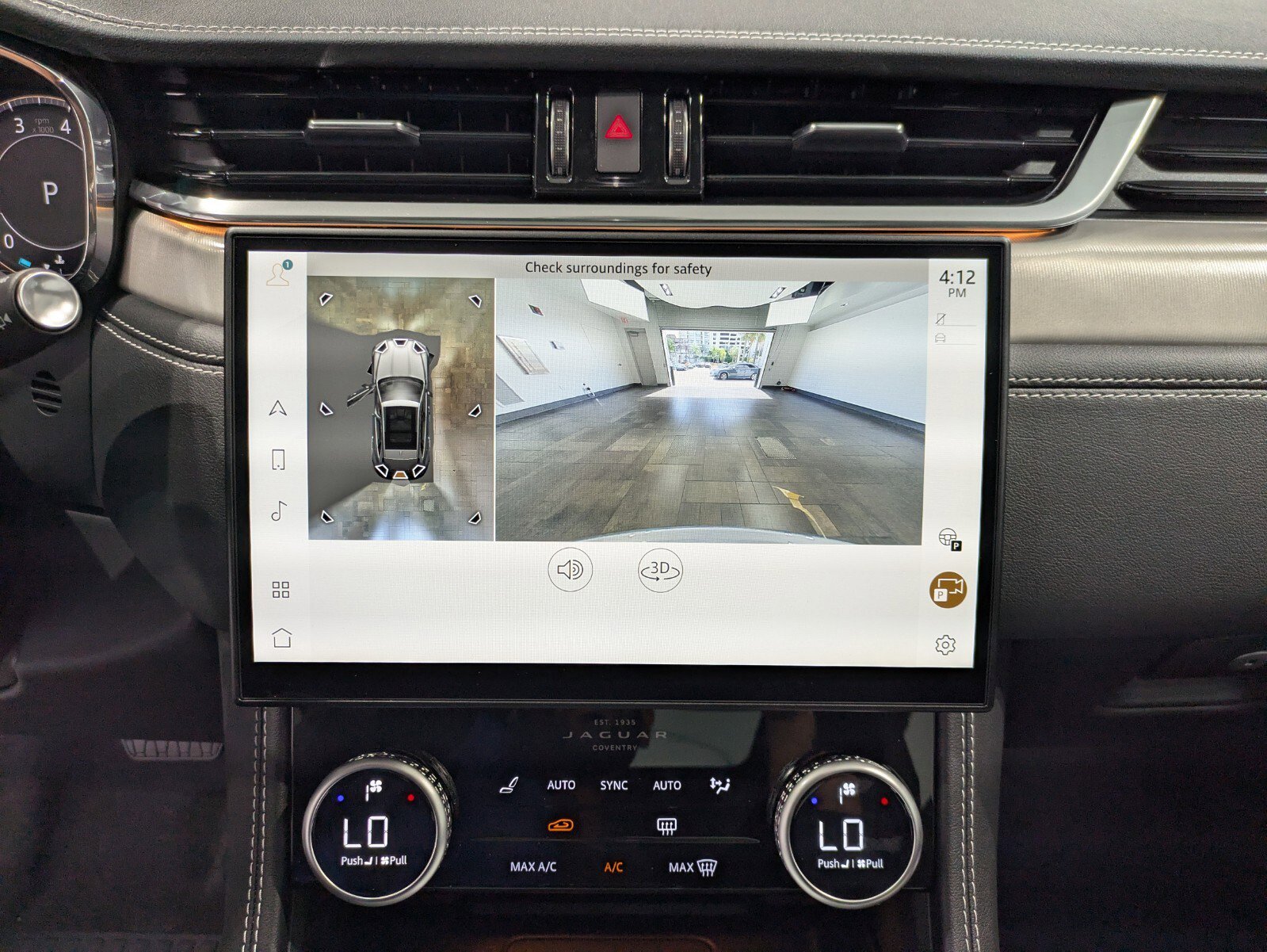 2026 Jaguar F-PACE P250 R-Dynamic S photo 17