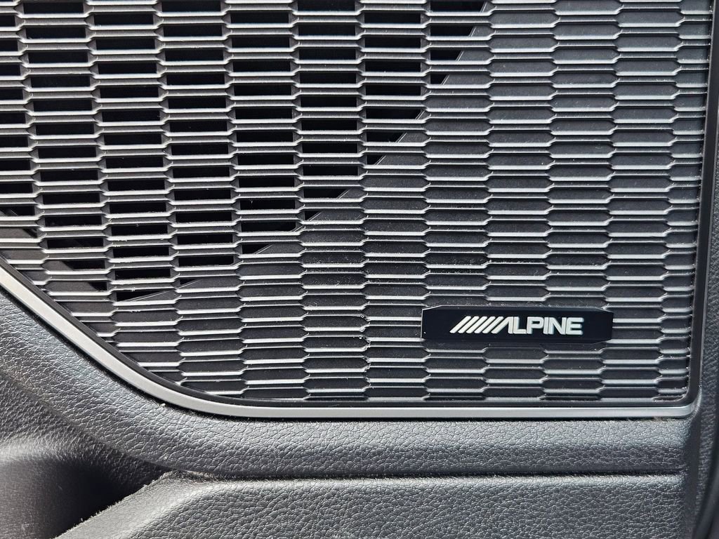 2023 Jeep Cherokee Base photo 11