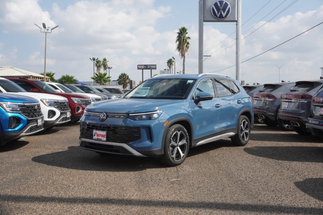 2026 Volkswagen Tiguan SE's photo