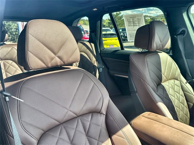 2025 Bmw X5 M60i photo 22