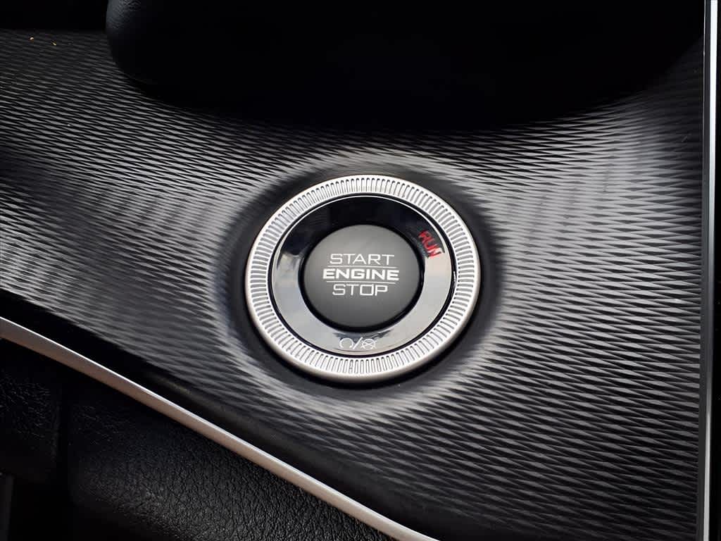 2023 Jeep Grand Cherokee Altitude photo 12