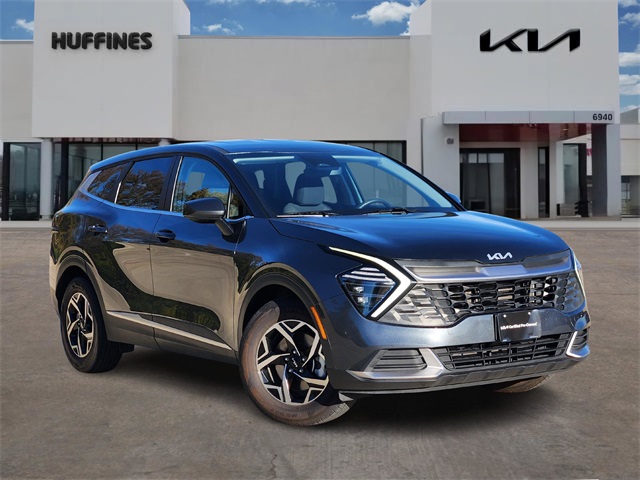 2024 Kia Sportage LX's photo