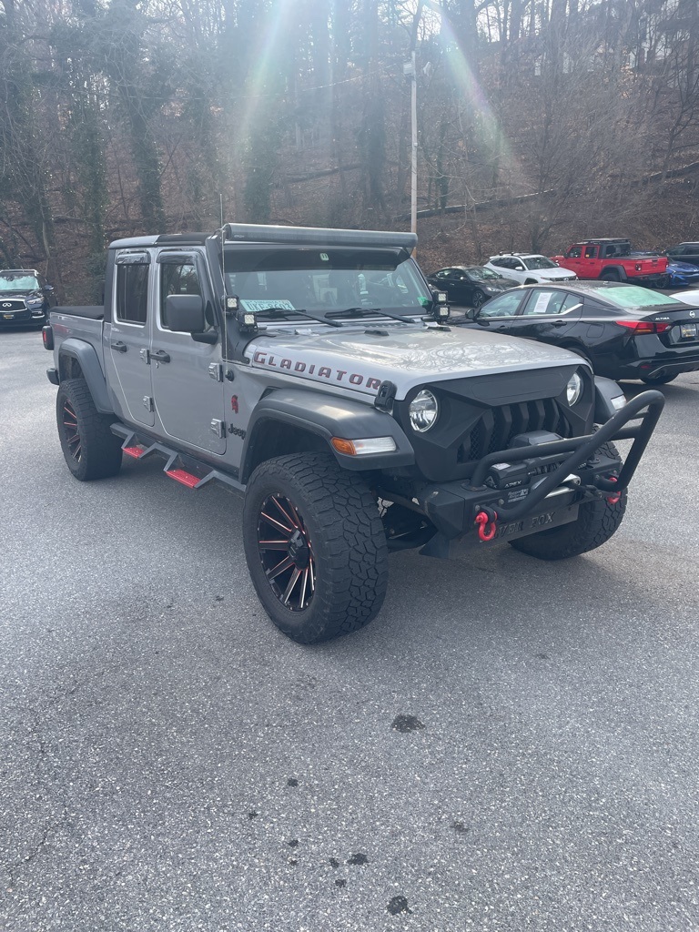2020 Jeep Gladiator Sport S's photo
