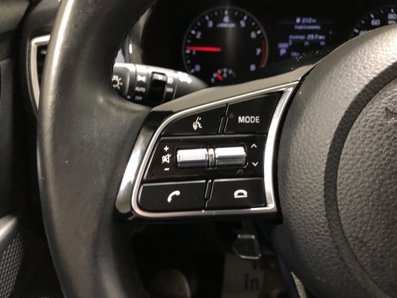 2023 Kia Seltos S photo 16