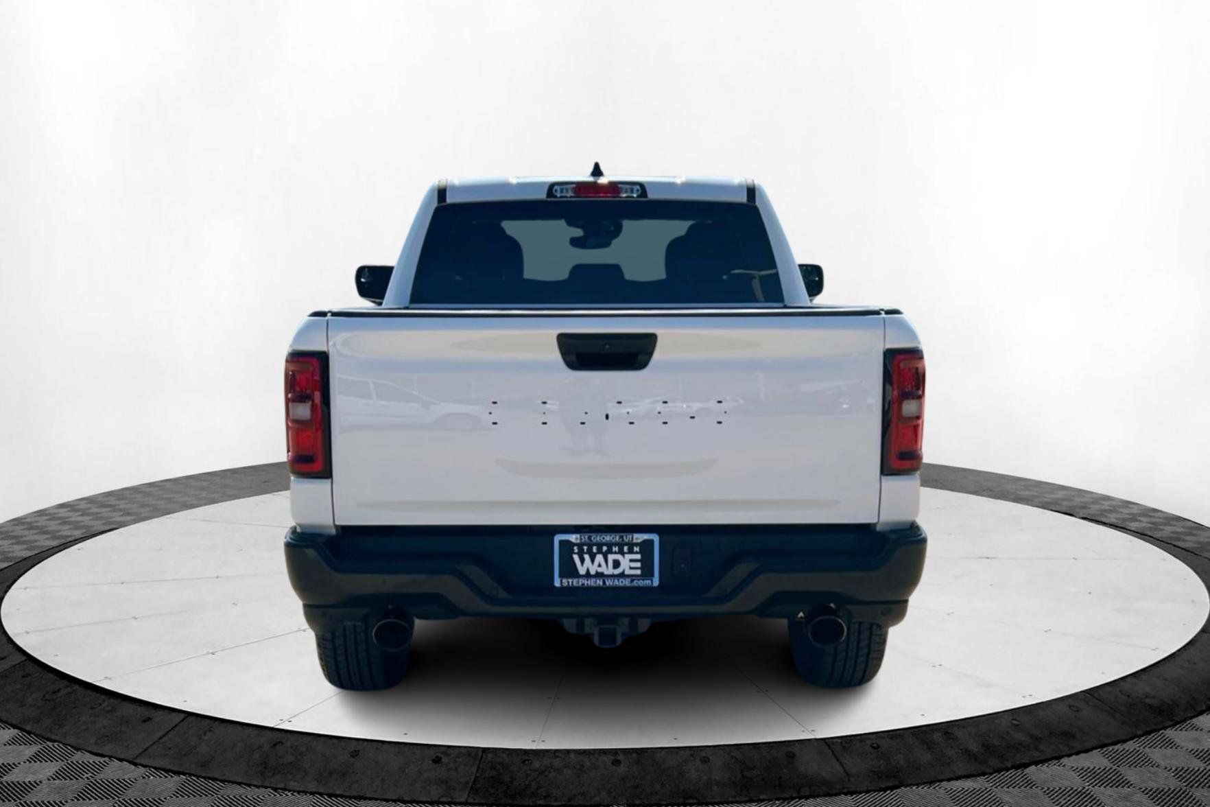2025 Ram 1500 Tradesman photo 4