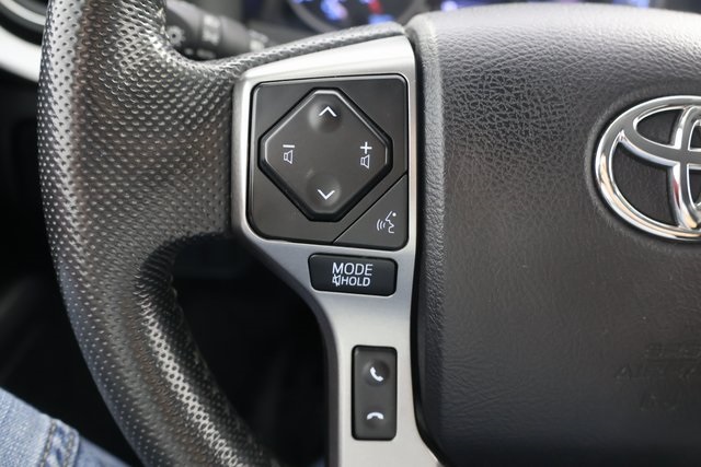 2021 Toyota Tacoma SR5 photo 11