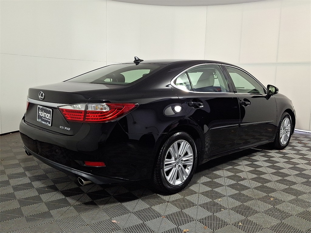 2013 Lexus ES 350 photo 4