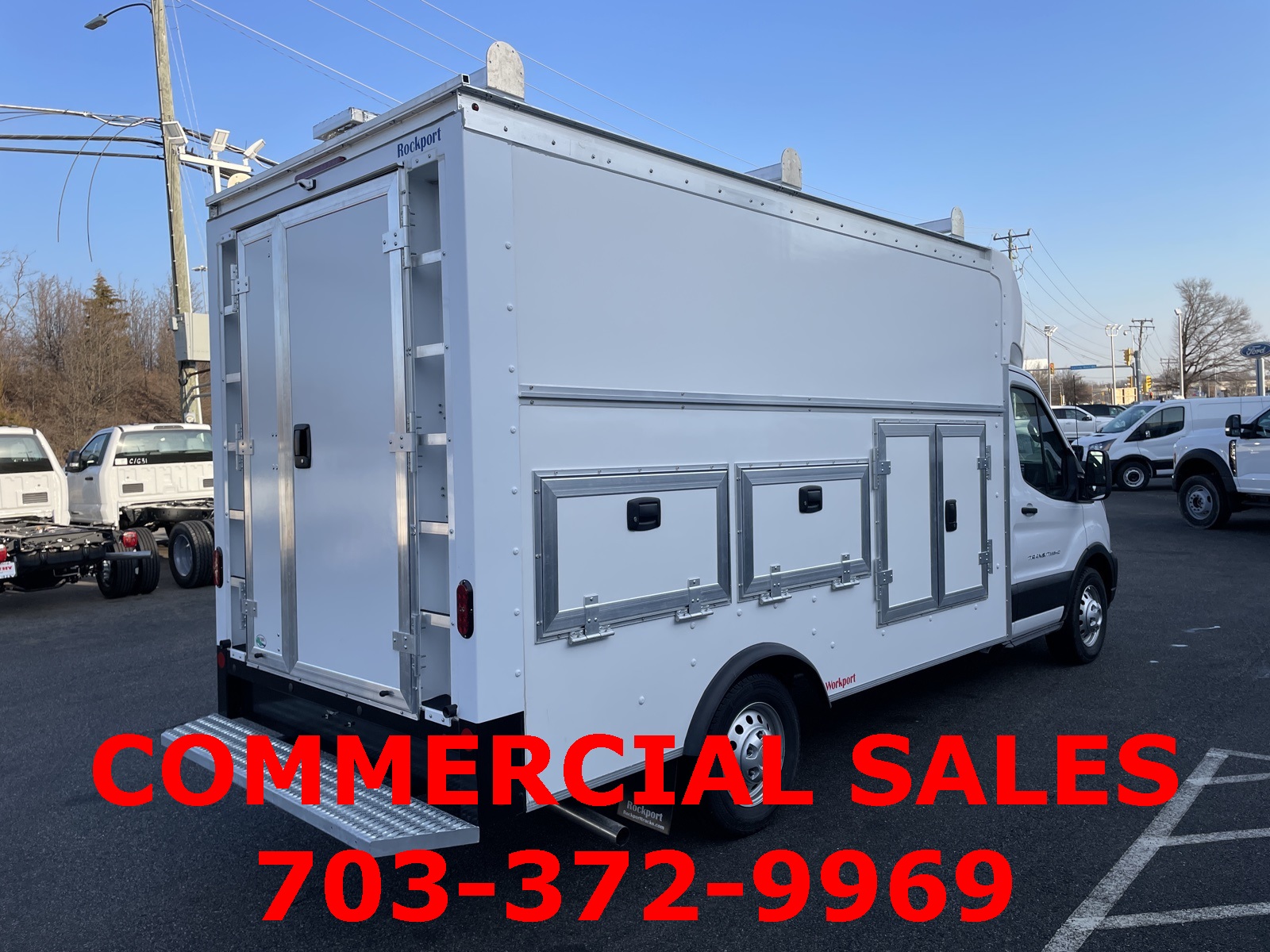2024 Ford Transit photo 3