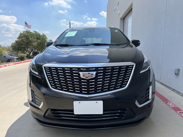 2023 Cadillac XT5 Luxury photo 2