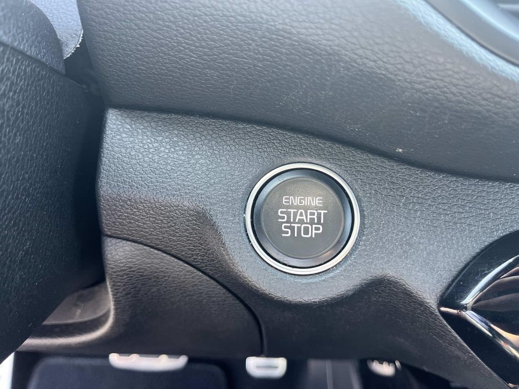 2022 Kia Forte GT-Line photo 22