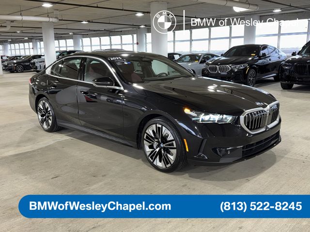 2025 BMW 5 Series 530i