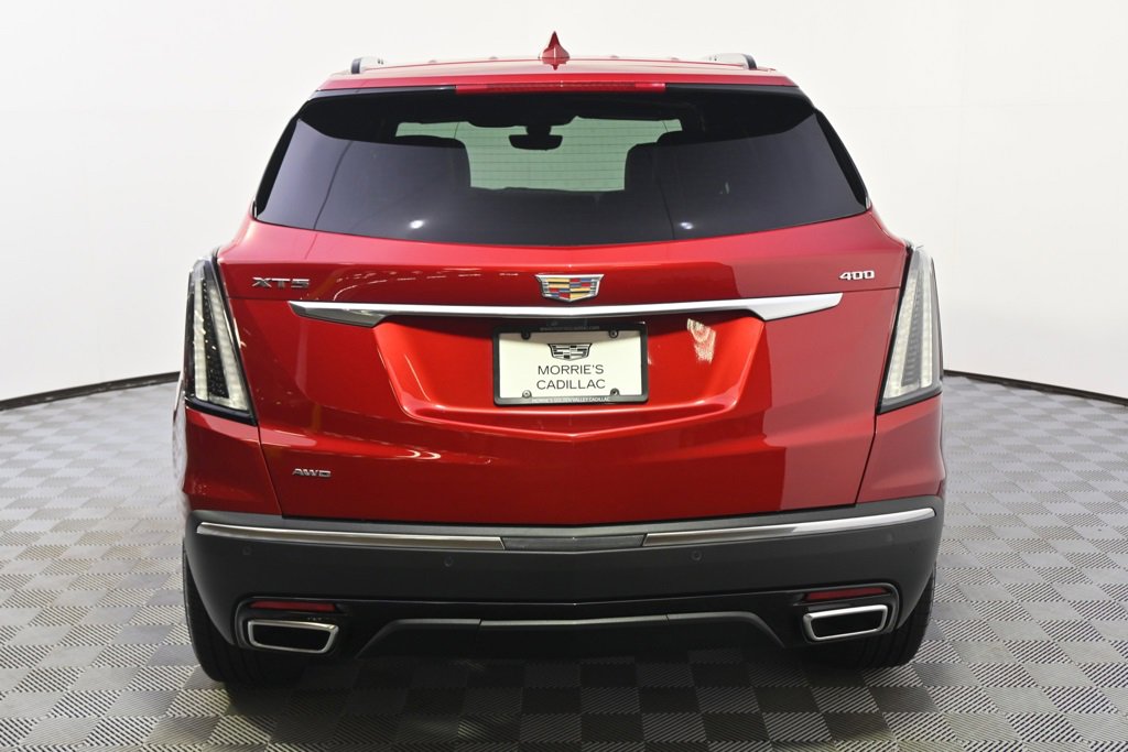 2025 Cadillac XT5 Sport photo 3