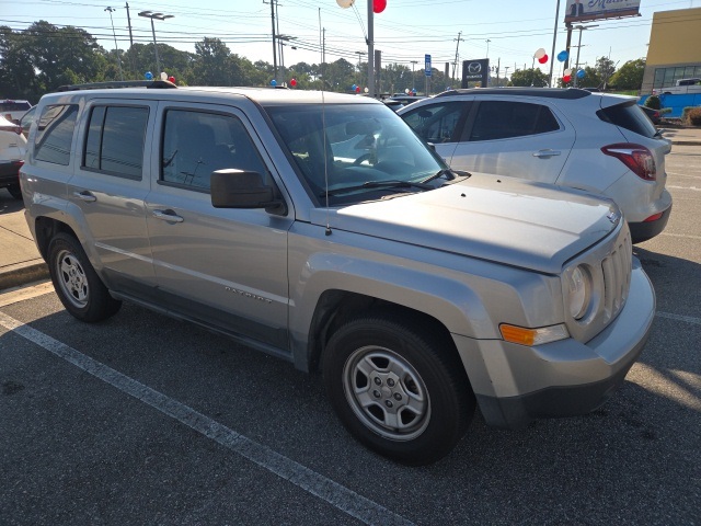 Used 2016 Jeep Patriot Sport with VIN 1C4NJPBB0GD604175 for sale in Macon, GA