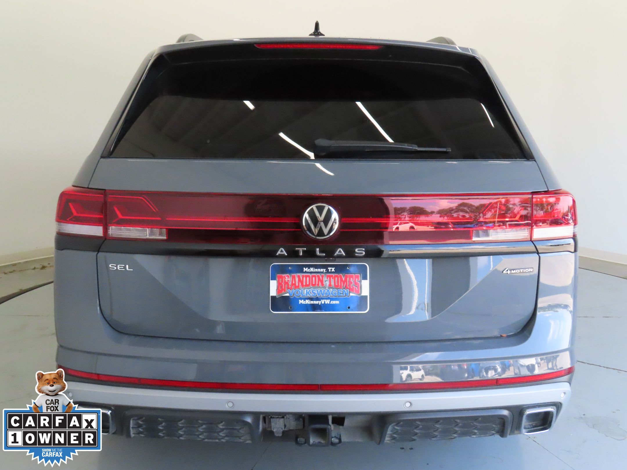 2024 Volkswagen Atlas Peak Edition SEL photo 4