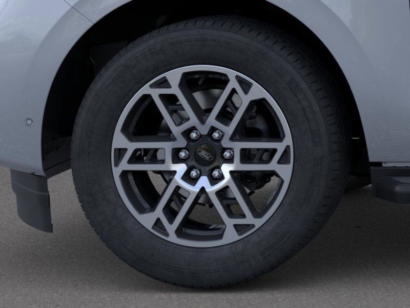 2025 Ford Expedition photo 18