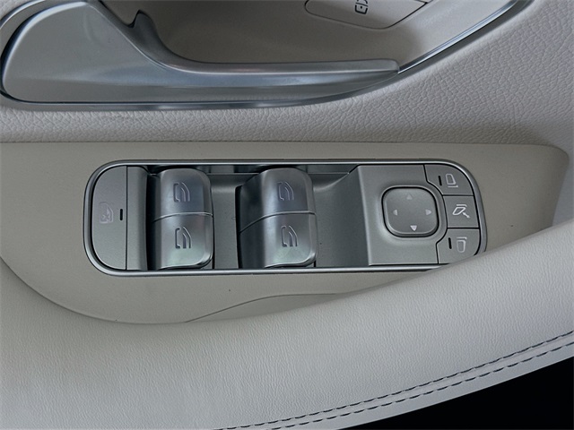 2025 Mercedes Benz GLE 53 AMG photo 18