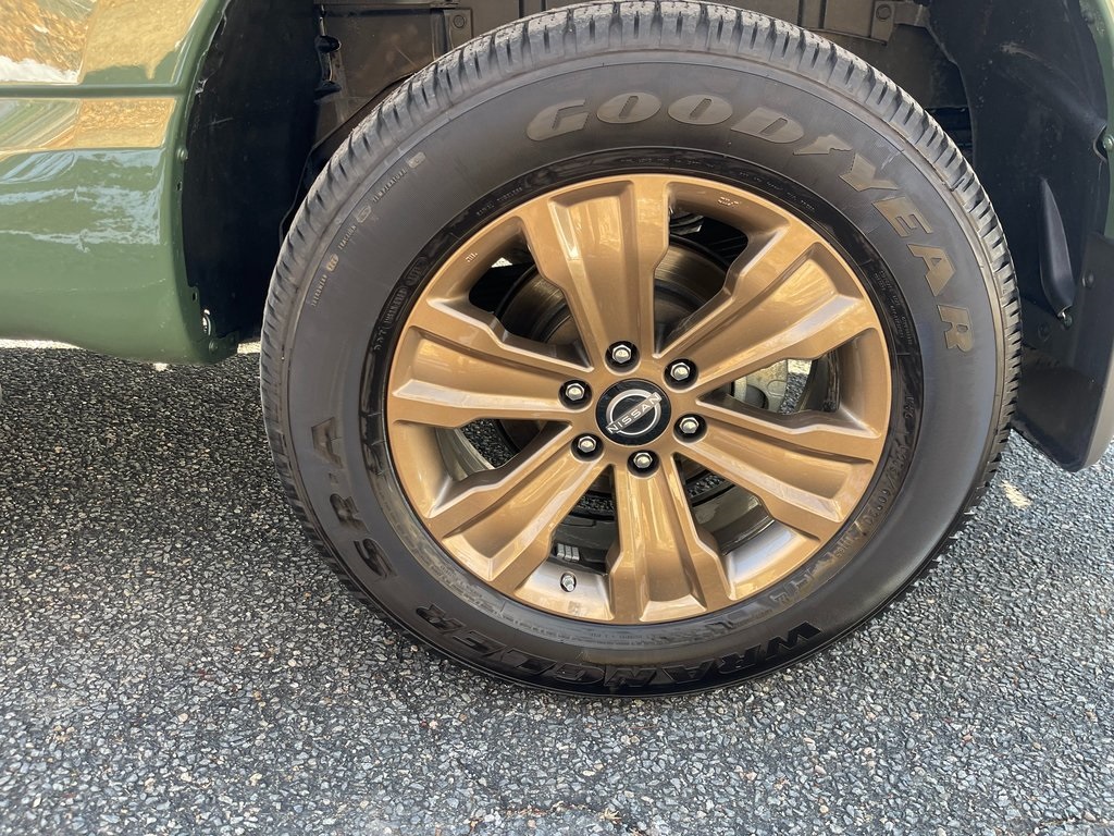 2024 Nissan Titan SV photo 17