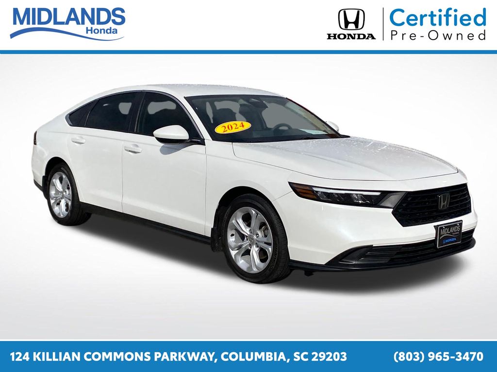 2024 Honda Accord LX's photo