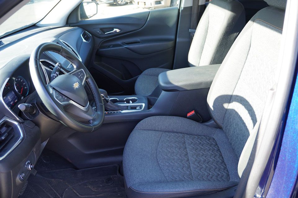2023 Chevrolet Equinox LT photo 4