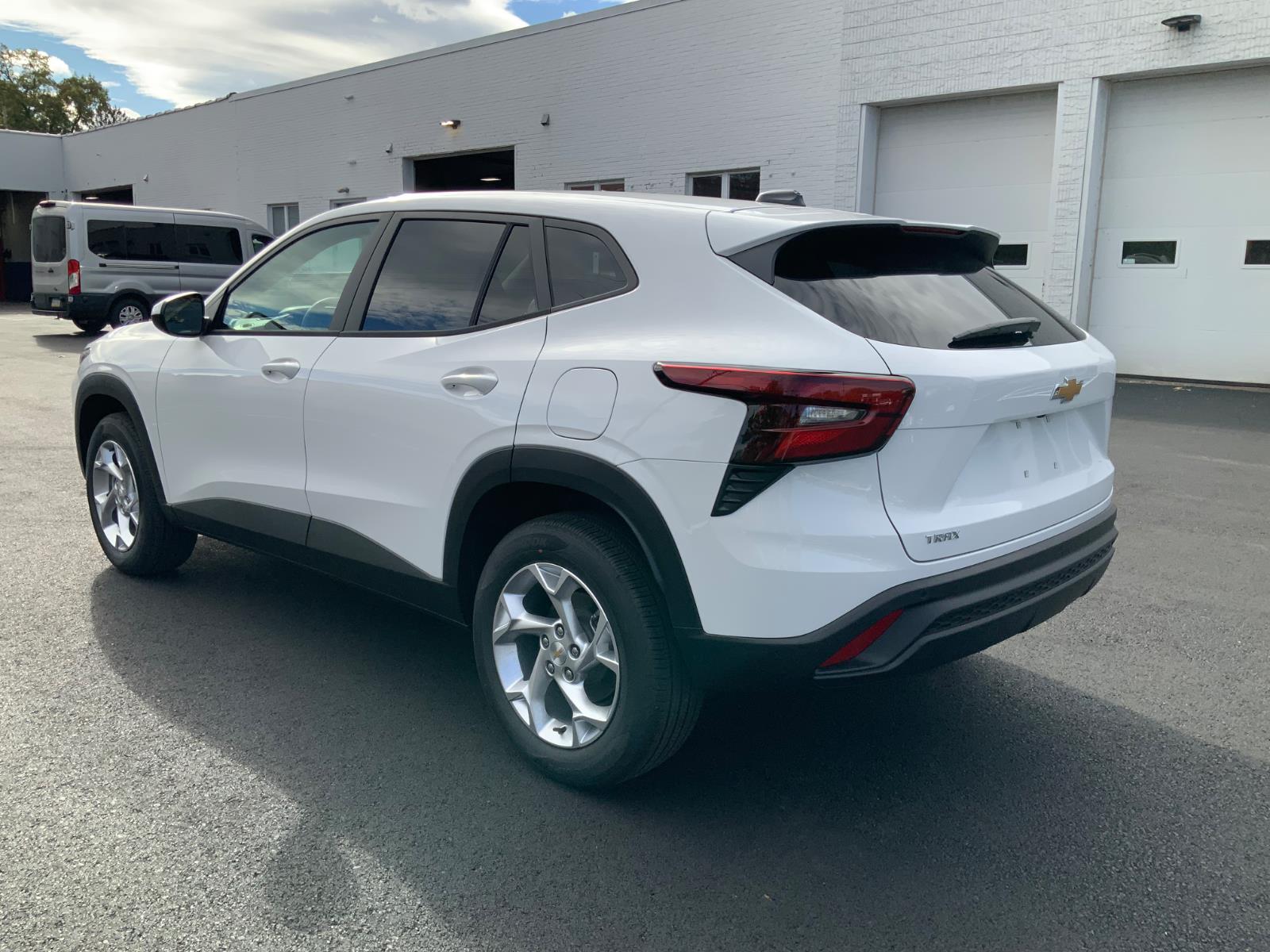 2026 Chevrolet Trax LS photo 4