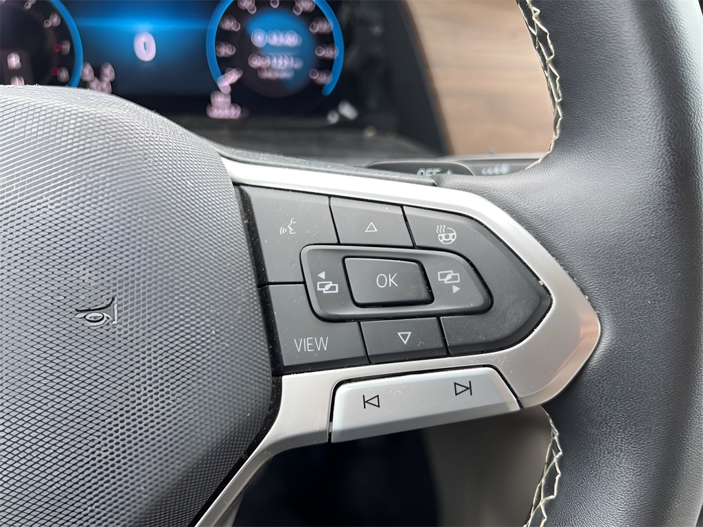 2024 Volkswagen Atlas SE Technology photo 24