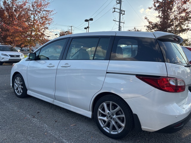 2014 Mazda Mazda5 Grand Touring photo 3