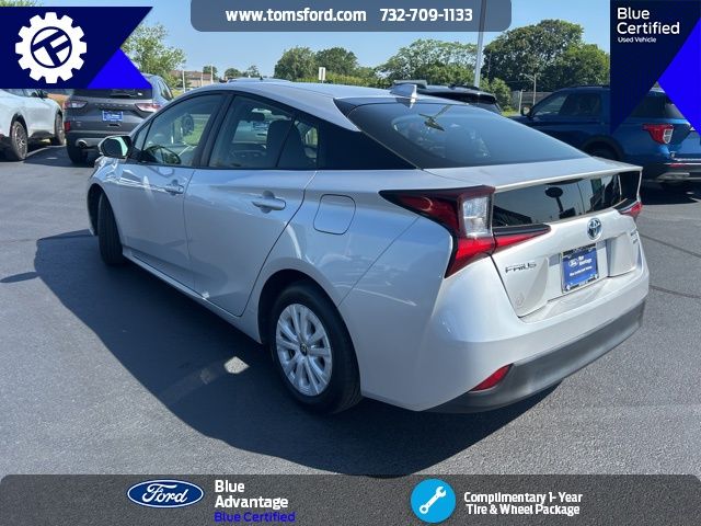 2021 Toyota Prius L photo 5