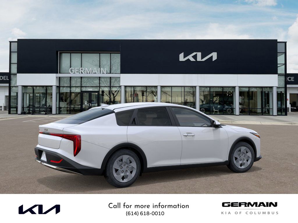2025 Kia K4 LX photo 6