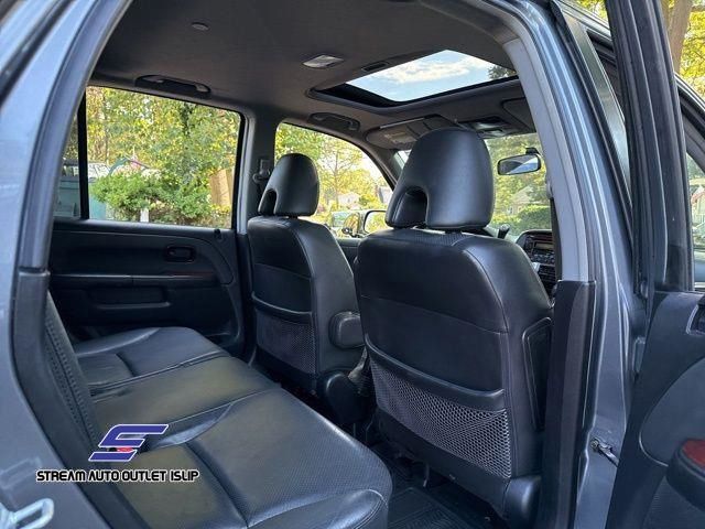 2005 Honda CR-V SE photo 14