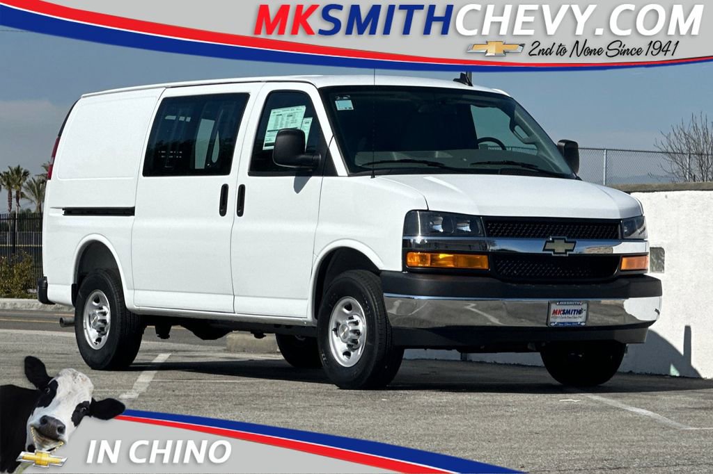 2025 Chevrolet Express Cargo Work Van's photo