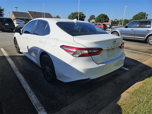 2021 Toyota Camry LE photo 5