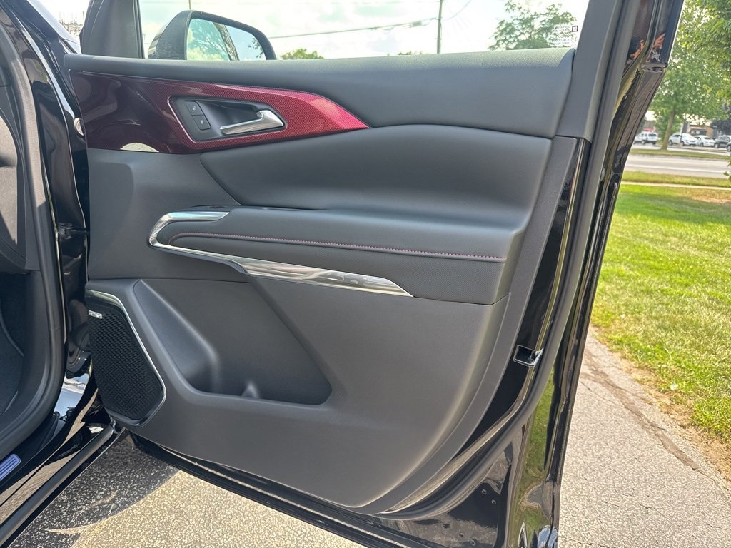 2026 Chevrolet Traverse RS photo 22