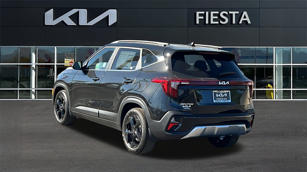 2026 Kia Seltos EX photo 5