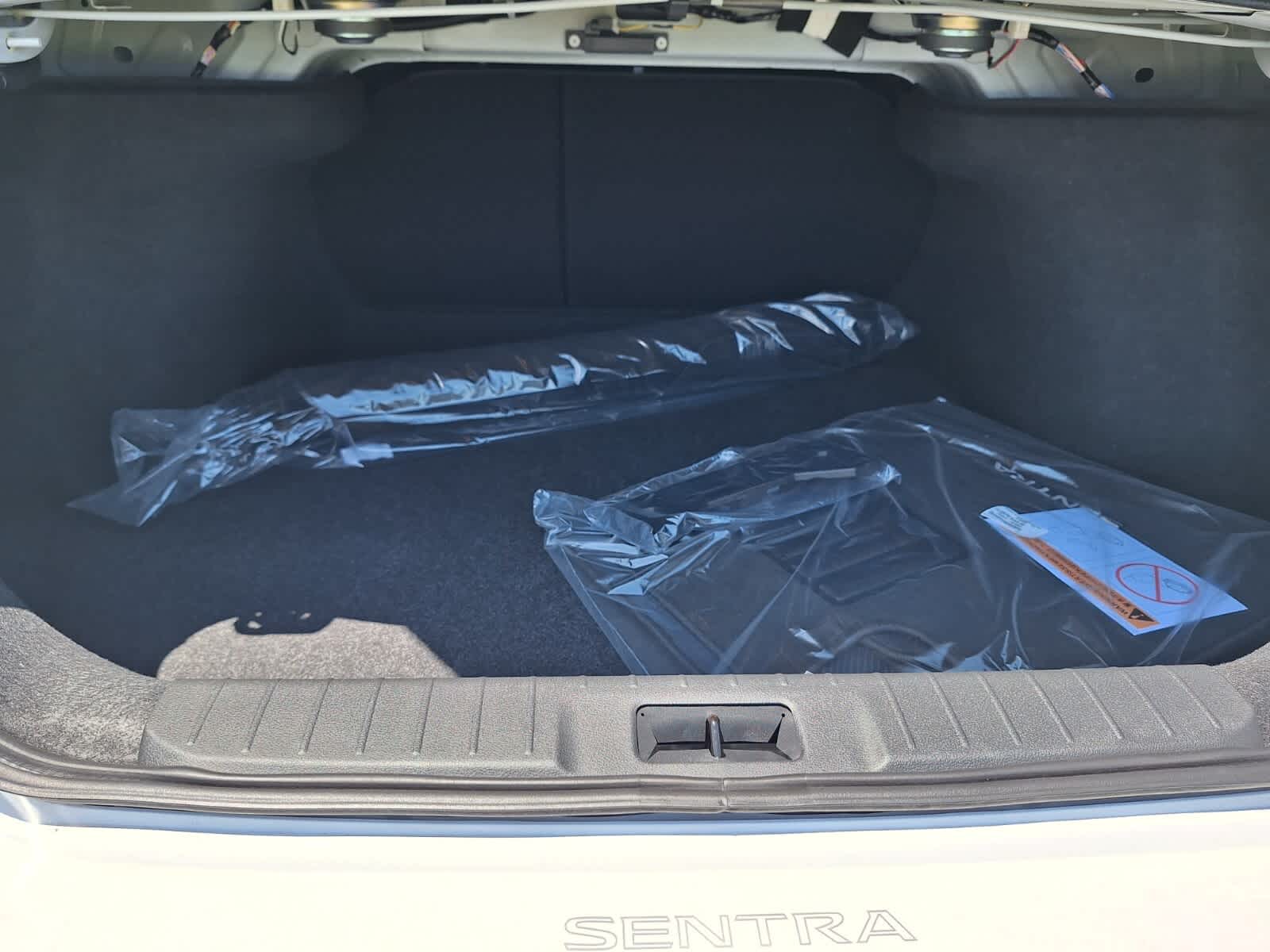 2025 Nissan Sentra S photo 25