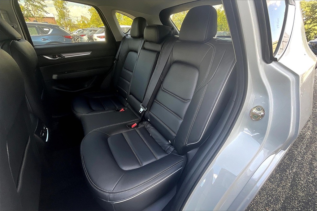 2025 MAZDA CX-5 - Image 9