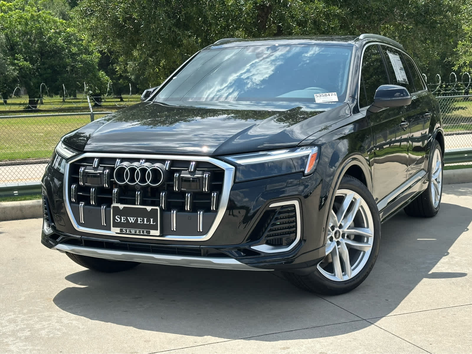 2025 Audi Q7 Premium Plus